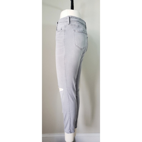 Distressed Gray Mid Rise Rockstar Stretchy Jeans - Picture 5 of 7